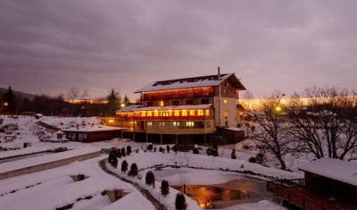 Oferte Early Booking Crăciun 2025 – Reduceri Până la 40% Oferte Early Booking Crăciun 2025 – Reduceri Până la 40%